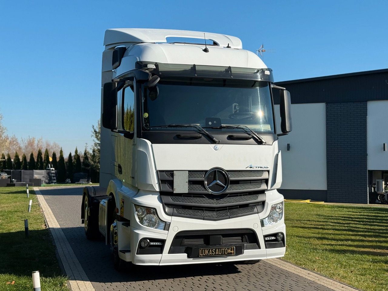 Mercedes-Benz ACTROS 1845 - مقطورة السحب: صورة 3 Mercedes-Benz ACTROS 1845 - مقطورة السحب: صورة 3