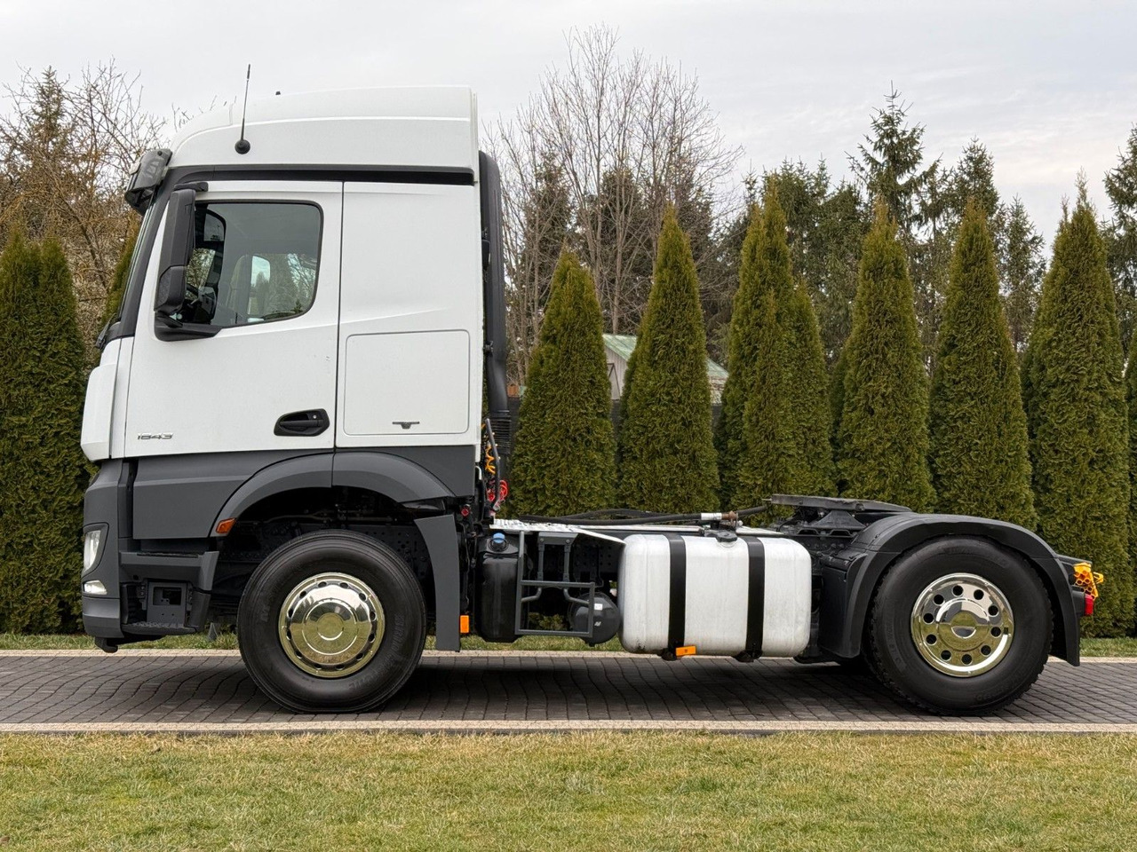 Mercedes-Benz AROCS 1843 HYDRAULIC - مقطورة السحب: صورة 4 Mercedes-Benz AROCS 1843 HYDRAULIC - مقطورة السحب: صورة 4