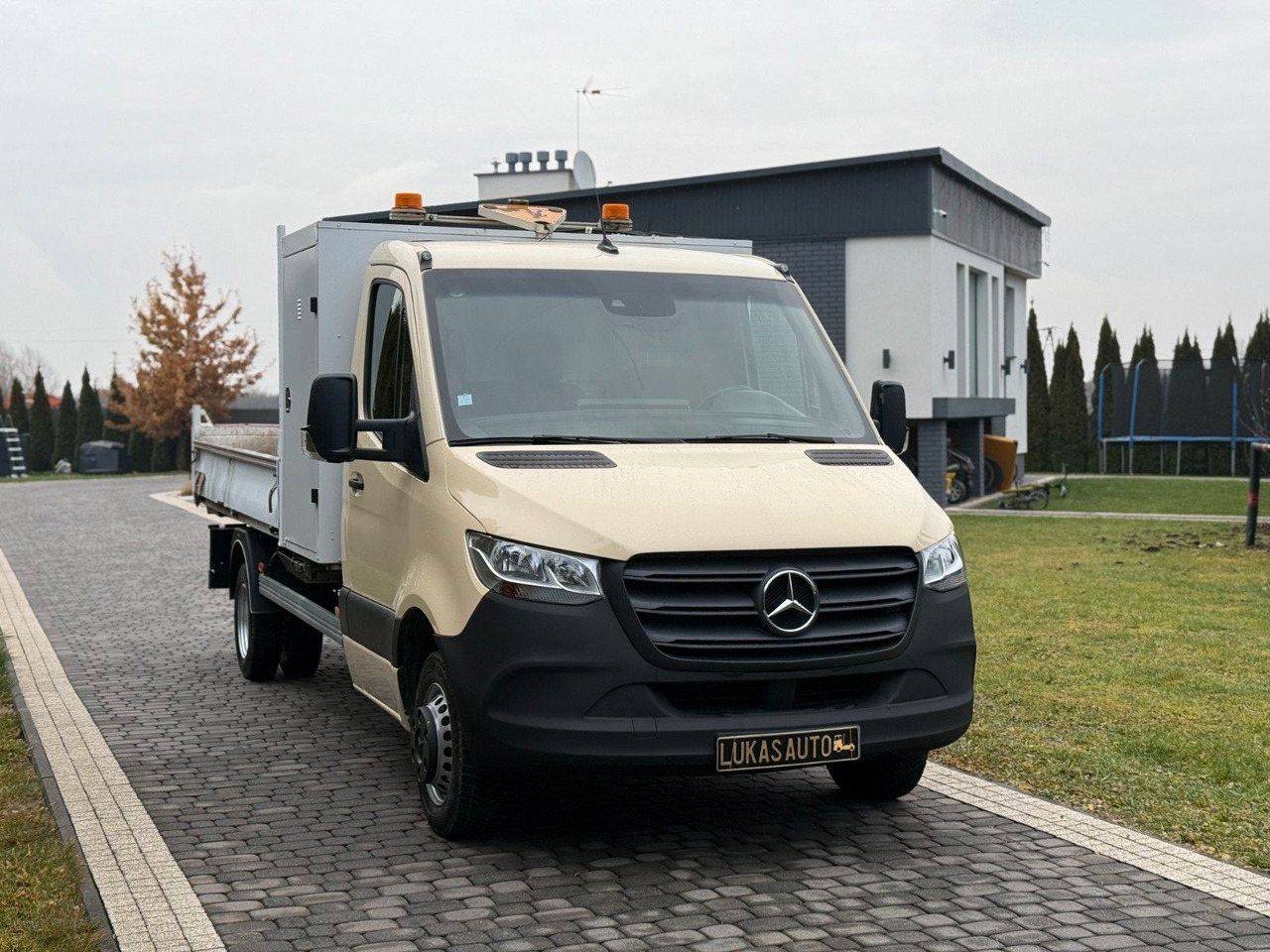 Mercedes-Benz SPRINTER TIPPER - قلاب صغير: صورة 3 Mercedes-Benz SPRINTER TIPPER - قلاب صغير: صورة 3