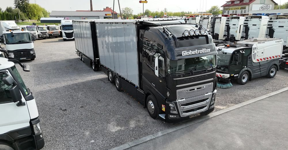 Volvo FH16 660 HP TANDEM 6x2 LIMITED EDITION - شاحنة صندوقية: صورة 1 Volvo FH16 660 HP TANDEM 6x2 LIMITED EDITION - شاحنة صندوقية: صورة 1