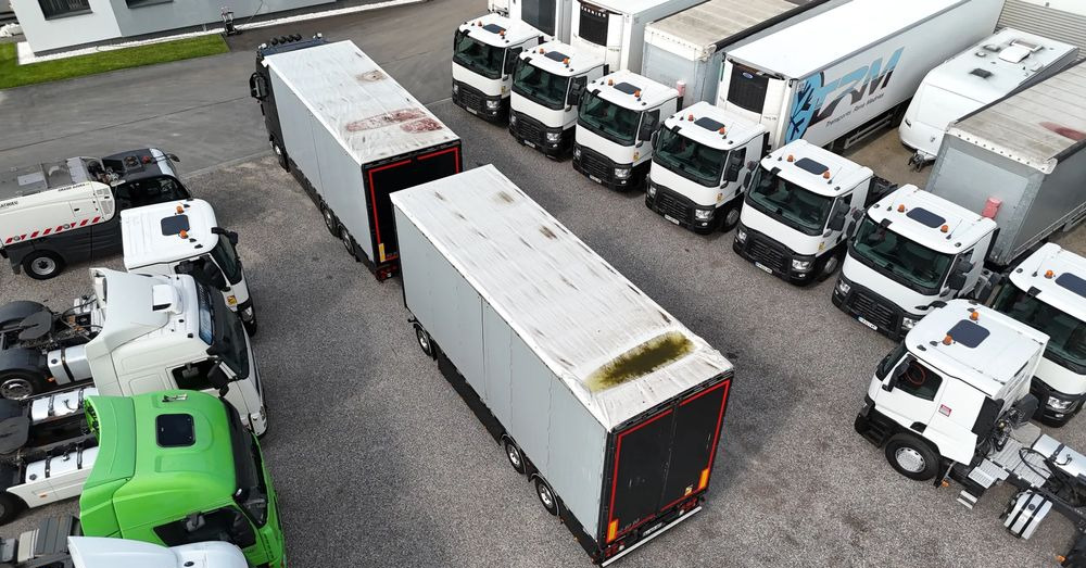 Volvo FH16 660 HP TANDEM 6x2 LIMITED EDITION - شاحنة صندوقية: صورة 4 Volvo FH16 660 HP TANDEM 6x2 LIMITED EDITION - شاحنة صندوقية: صورة 4
