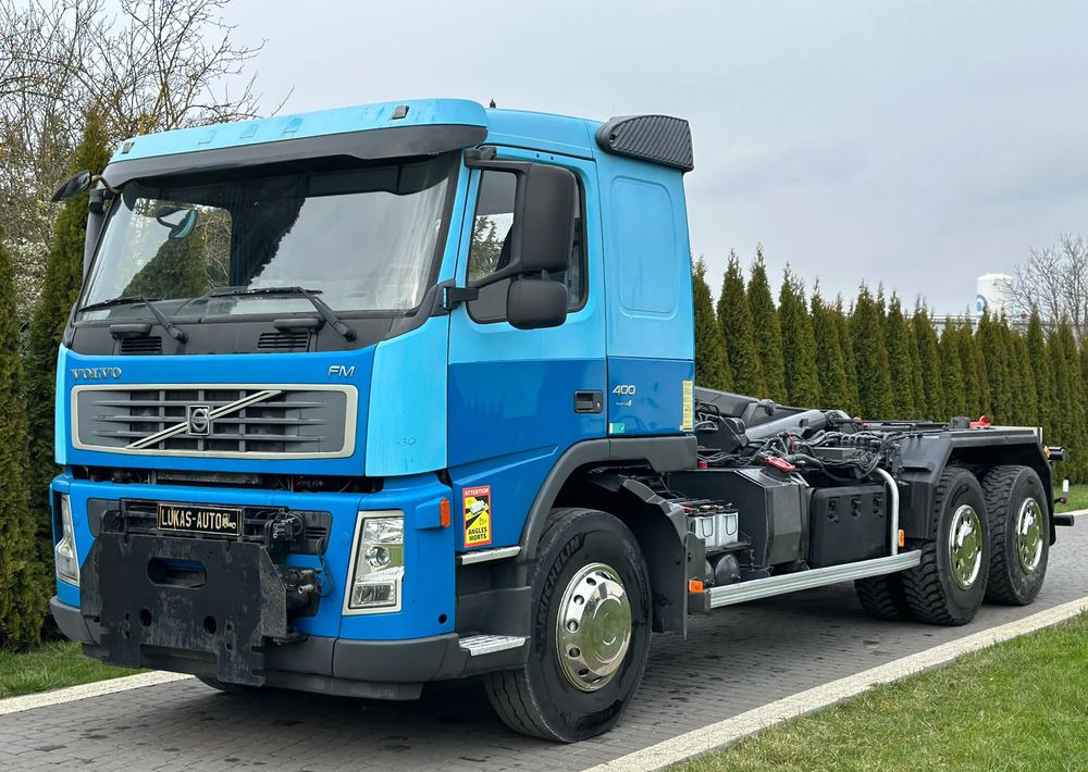 Volvo FM 400 HAKOWIEC 6X4 - شاحنة برافعة خطافية: صورة 1 Volvo FM 400 HAKOWIEC 6X4 - شاحنة برافعة خطافية: صورة 1