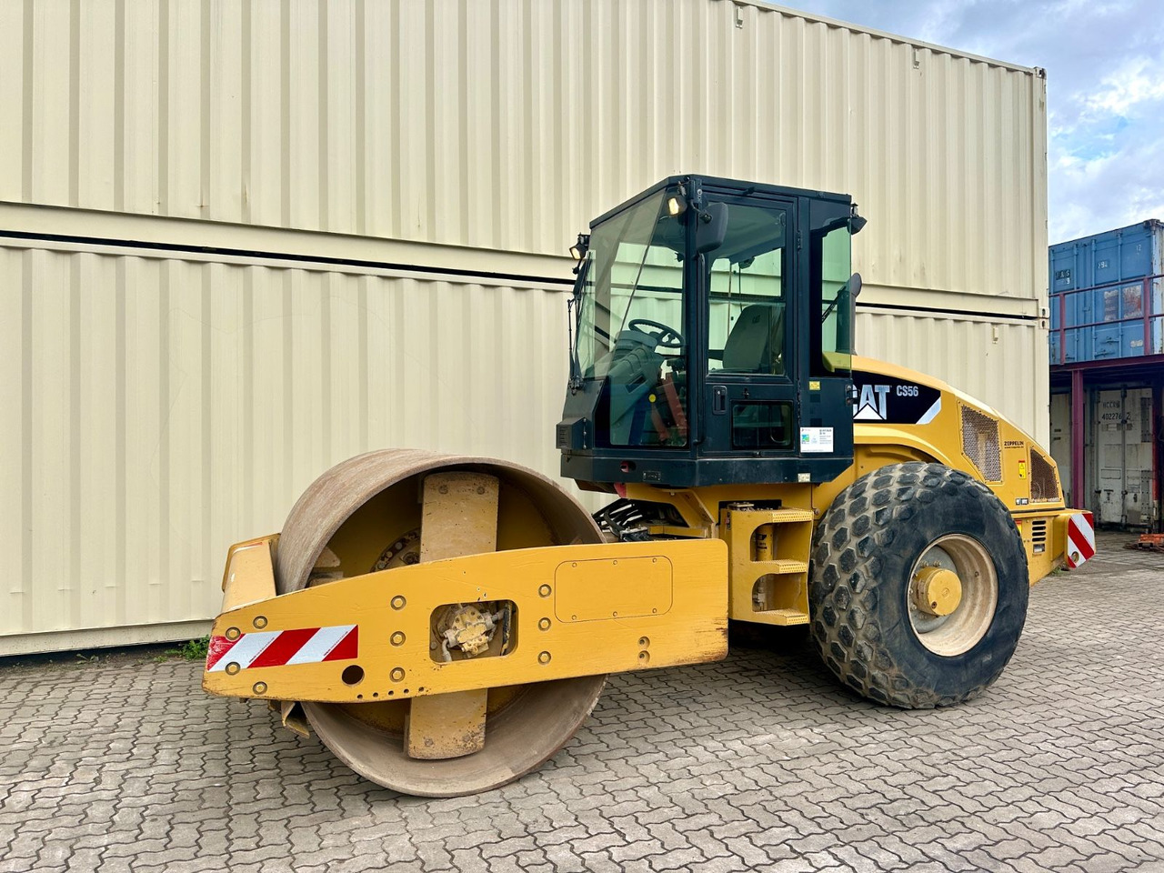 CAT CS56 / 3.782 H / Deutsche Maschine - ضاغطة التربة: صورة 2 CAT CS56 / 3.782 H / Deutsche Maschine - ضاغطة التربة: صورة 2