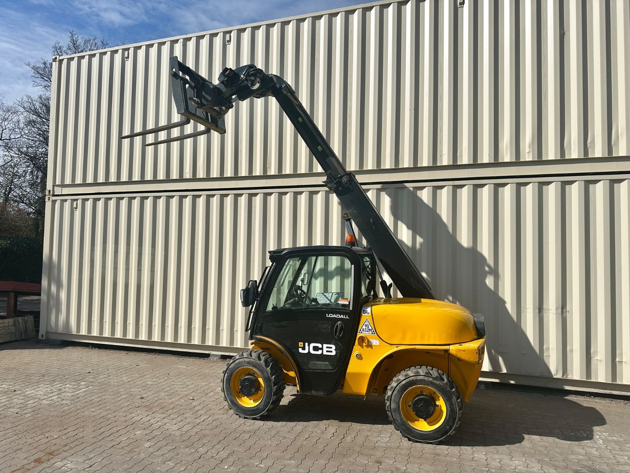 JCB 520-40 / 2017 BJ / 2.297 Bh / 4 Meter / 2 Tonnen - آلة رفع ونقل تلسكوبية: صورة 3 JCB 520-40 / 2017 BJ / 2.297 Bh / 4 Meter / 2 Tonnen - آلة رفع ونقل تلسكوبية: صورة 3