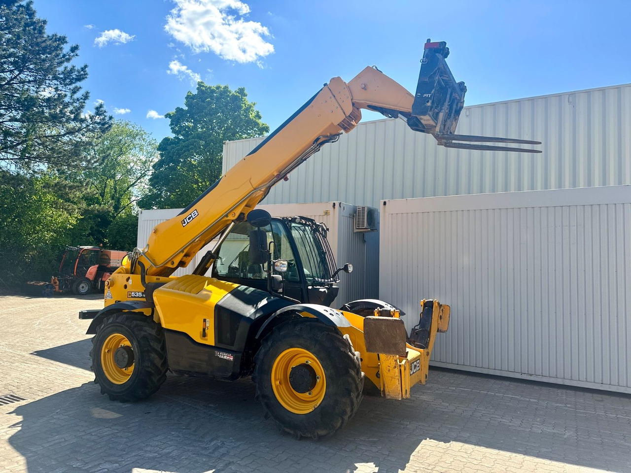 JCB 535-125 / 12.5M / 3.5 T /2017 BJ/2.567 H - آلة رفع ونقل تلسكوبية: صورة 2 JCB 535-125 / 12.5M / 3.5 T /2017 BJ/2.567 H - آلة رفع ونقل تلسكوبية: صورة 2
