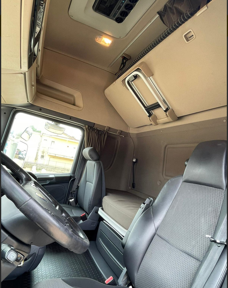 SCANIA R490 TOP LINE - مقطورة السحب: صورة 5 SCANIA R490 TOP LINE - مقطورة السحب: صورة 5