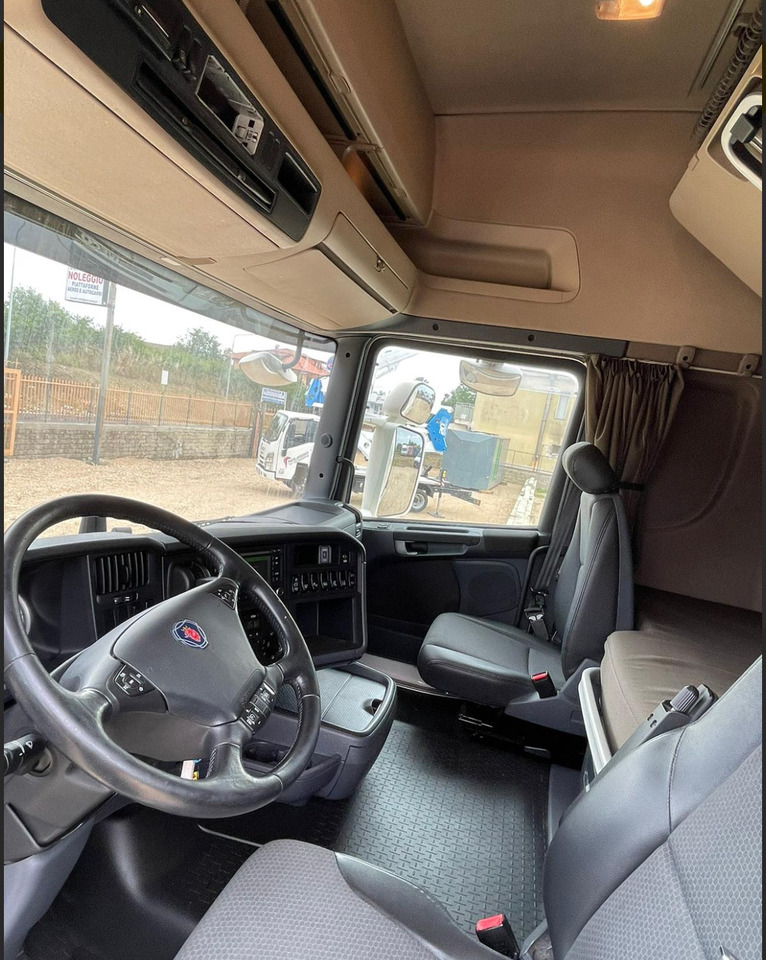 SCANIA R490 TOP LINE - مقطورة السحب: صورة 3 SCANIA R490 TOP LINE - مقطورة السحب: صورة 3