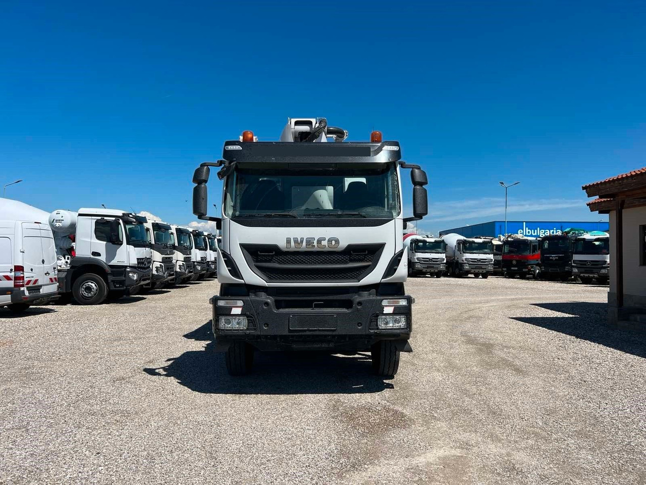 Iveco TRAKKER 500 CIFA MAGNUM MK32L - مضخة خرسانة: صورة 2 Iveco TRAKKER 500 CIFA MAGNUM MK32L - مضخة خرسانة: صورة 2