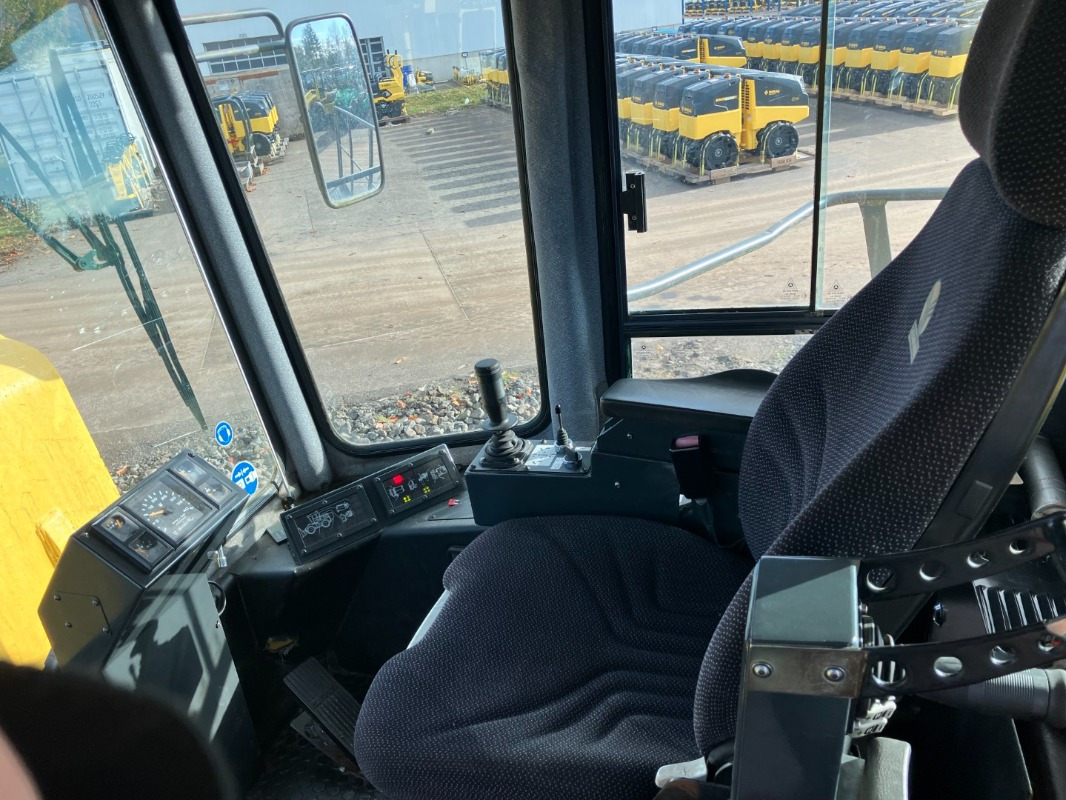 BOMAG DE BC 772 RS - ضاغطة التربة: صورة 5 BOMAG DE BC 772 RS - ضاغطة التربة: صورة 5