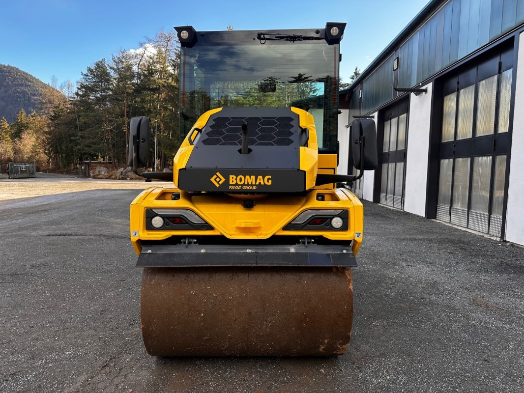 BOMAG DE BW 154 AP-5 AM - رَصَّاص الطرق: صورة 5 BOMAG DE BW 154 AP-5 AM - رَصَّاص الطرق: صورة 5