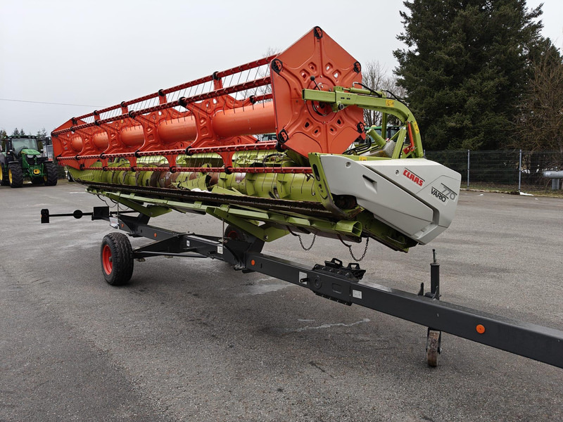 Claas Lexion 670 - حصادة: صورة 2 Claas Lexion 670 - حصادة: صورة 2