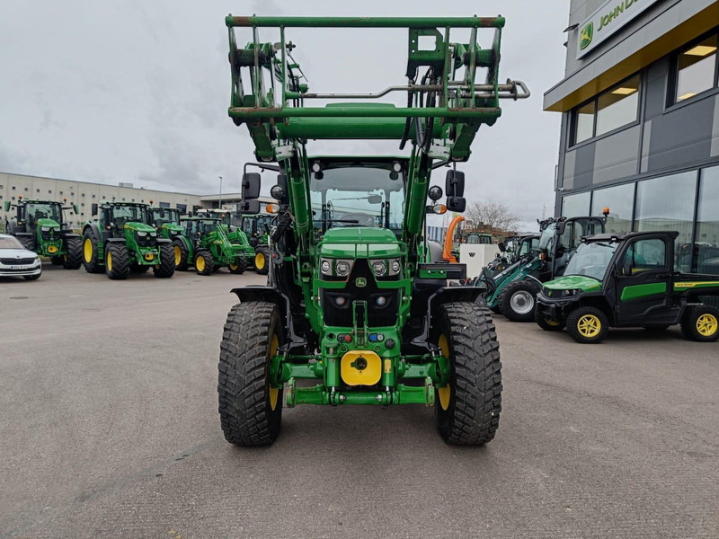 John Deere 6115 RC - جرار: صورة 2 John Deere 6115 RC - جرار: صورة 2