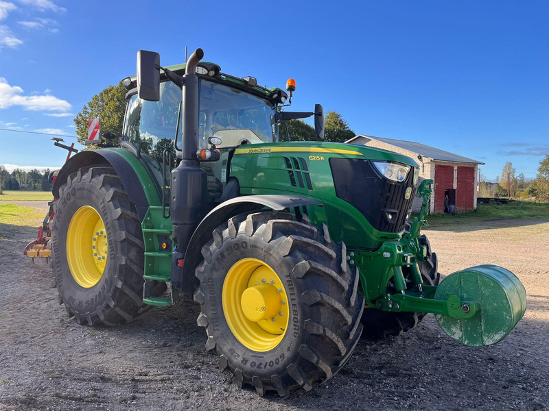 John Deere 6215R Autopowr - جرار: صورة 1 John Deere 6215R Autopowr - جرار: صورة 1