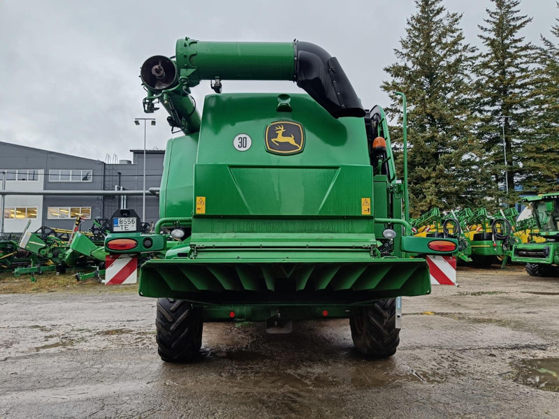 John Deere T670i - حصادة: صورة 4 John Deere T670i - حصادة: صورة 4