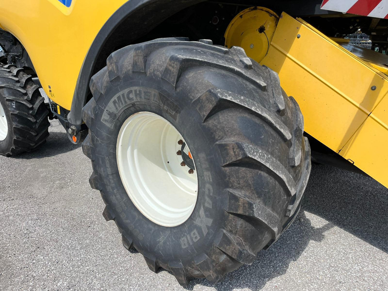 تأجير New Holland CX 860 New Holland CX 860: صورة 12