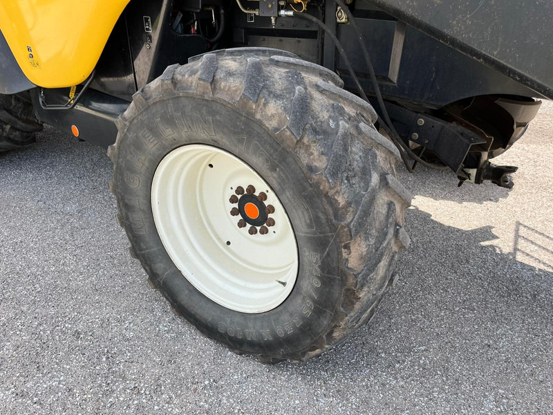 تأجير New Holland CX 860 New Holland CX 860: صورة 15