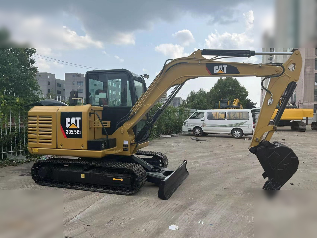 CATERPILLAR 305.5E2 - حفار صغير: صورة 3 CATERPILLAR 305.5E2 - حفار صغير: صورة 3
