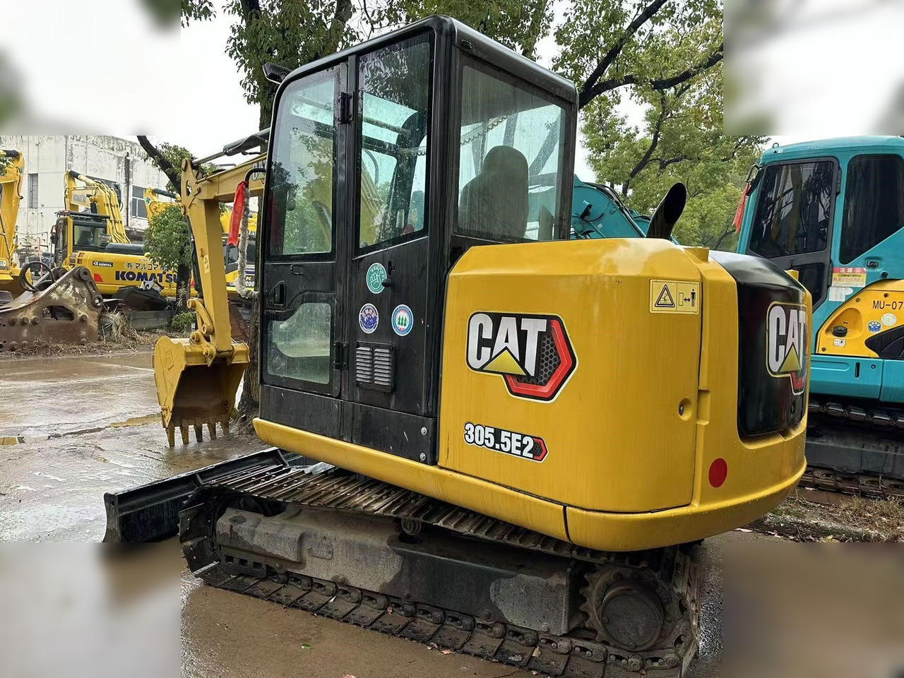 CATERPILLAR 305.5E2 - حفار صغير: صورة 3 CATERPILLAR 305.5E2 - حفار صغير: صورة 3