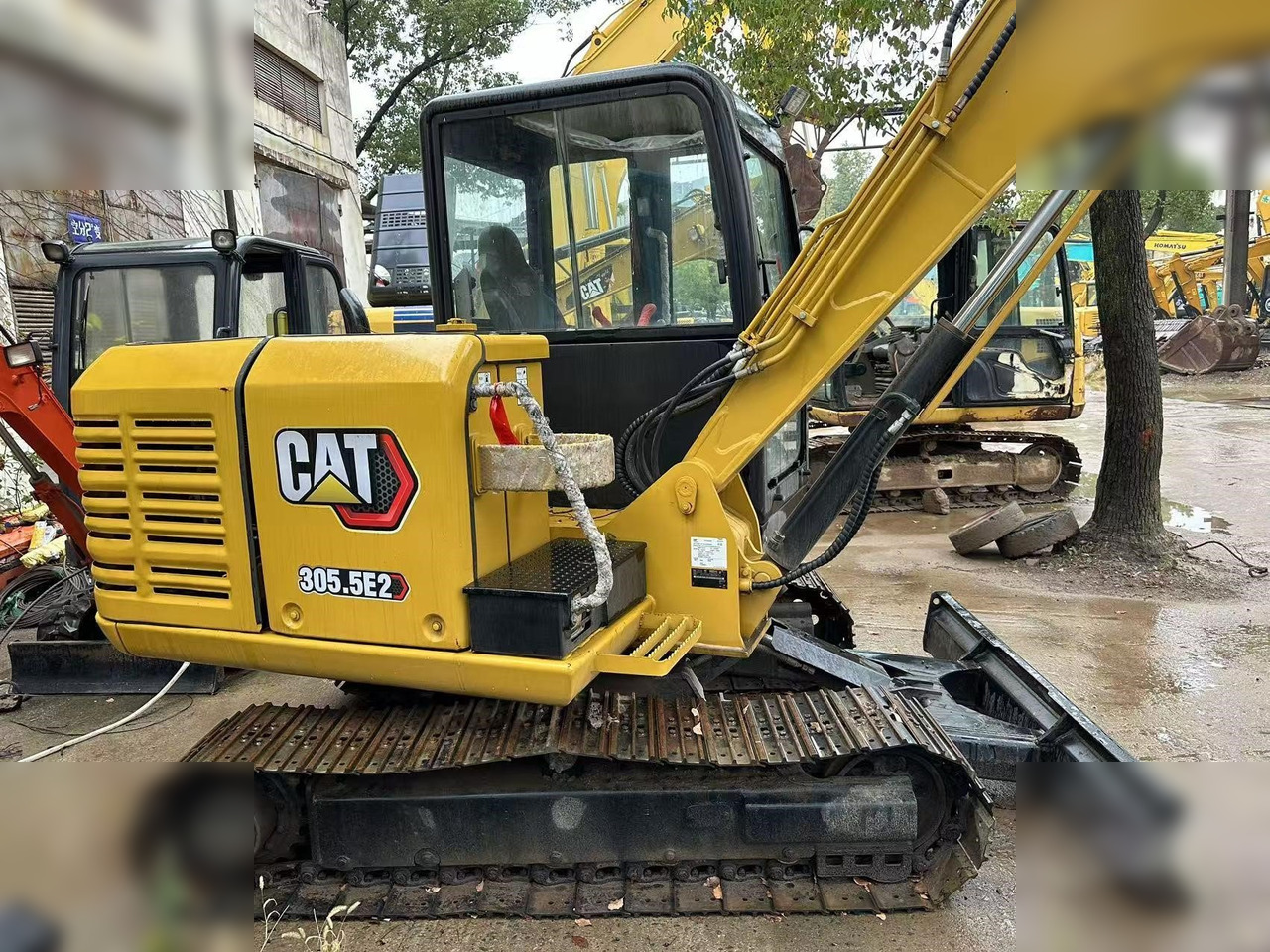 CATERPILLAR 305.5E2 - حفار صغير: صورة 4 CATERPILLAR 305.5E2 - حفار صغير: صورة 4