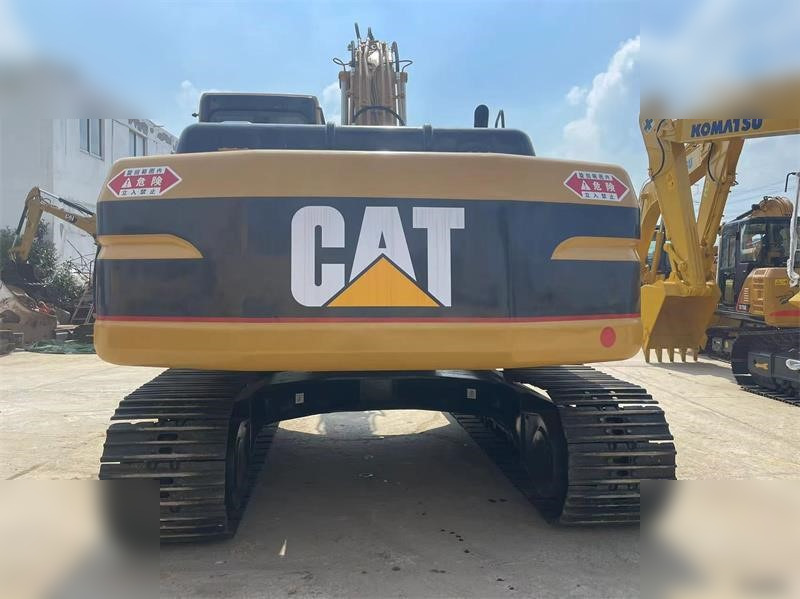CATERPILLAR 320BL - حفار زاحف: صورة 5 CATERPILLAR 320BL - حفار زاحف: صورة 5