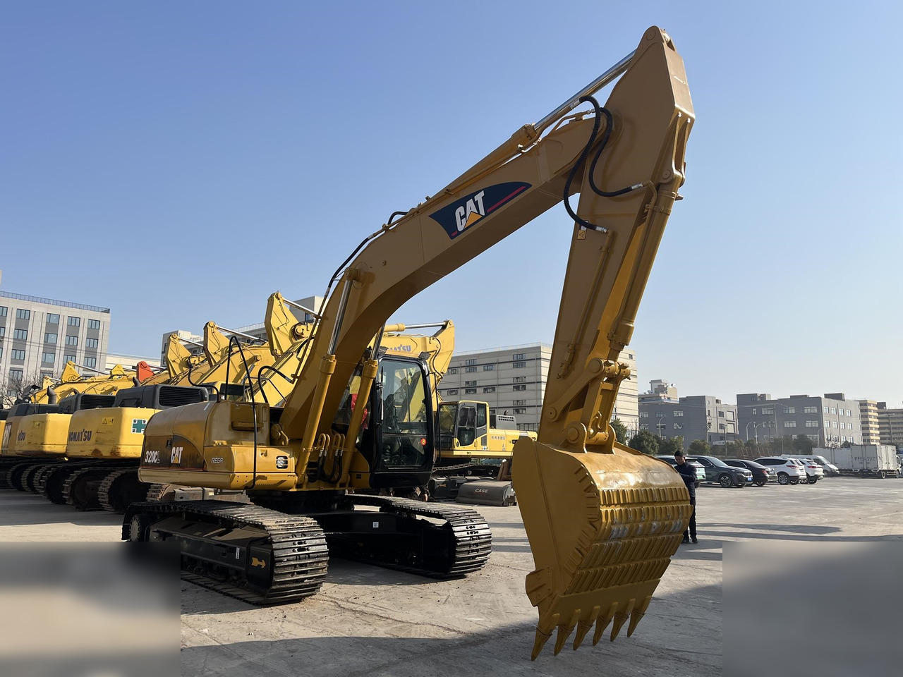 CATERPILLAR 320CL - حفار زاحف: صورة 2 CATERPILLAR 320CL - حفار زاحف: صورة 2