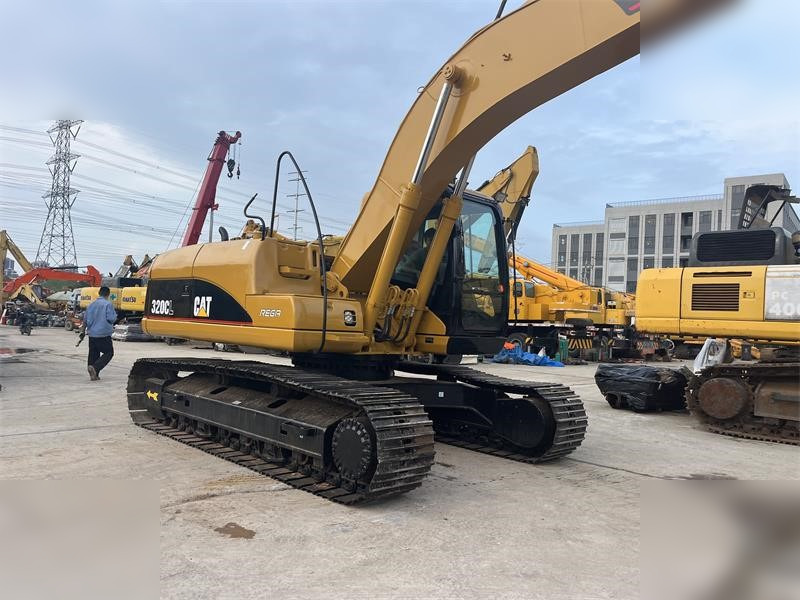 CATERPILLAR 320CL - حفار زاحف: صورة 3 CATERPILLAR 320CL - حفار زاحف: صورة 3
