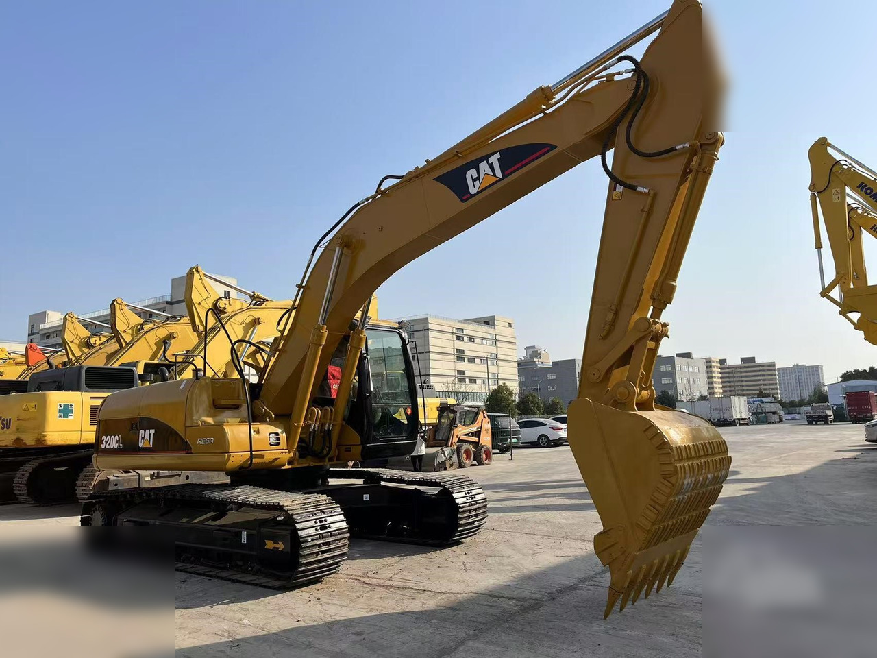 CATERPILLAR 320CL - حفار زاحف: صورة 4 CATERPILLAR 320CL - حفار زاحف: صورة 4