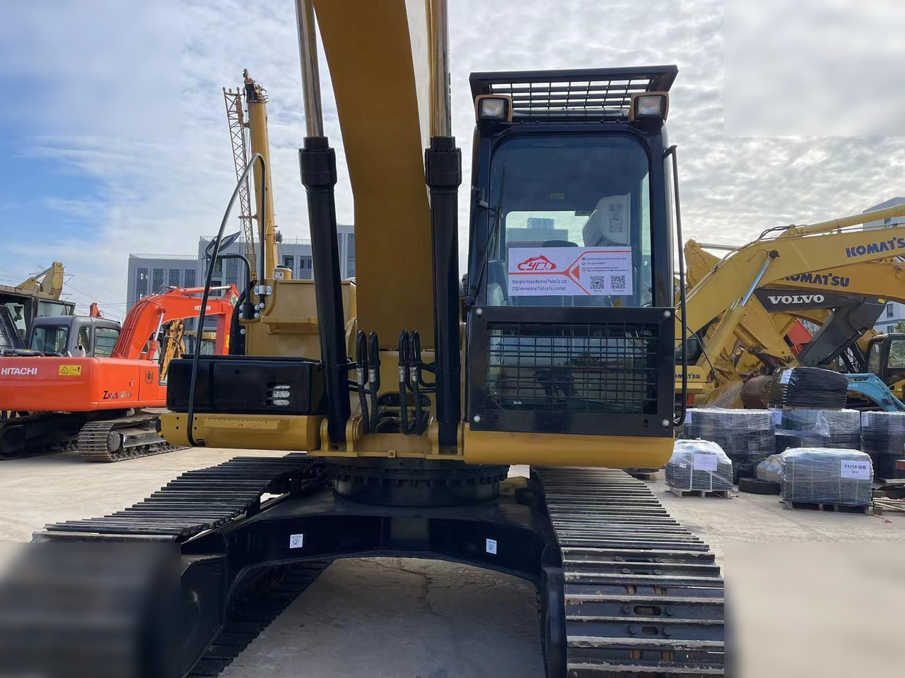CATERPILLAR 320D2 - حفار زاحف: صورة 3 CATERPILLAR 320D2 - حفار زاحف: صورة 3