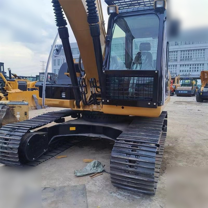 CATERPILLAR 320D2 - حفار زاحف: صورة 5 CATERPILLAR 320D2 - حفار زاحف: صورة 5