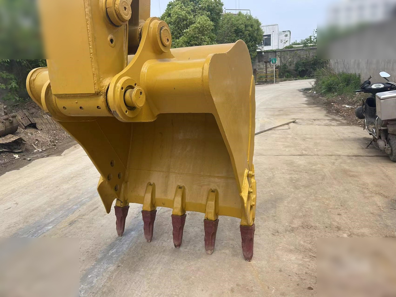 حفار زاحف CATERPILLAR 320DL: صورة 8