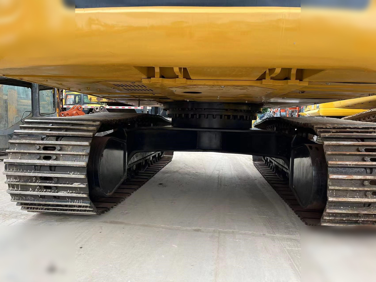 CATERPILLAR 320D - حفار زاحف: صورة 3 CATERPILLAR 320D - حفار زاحف: صورة 3