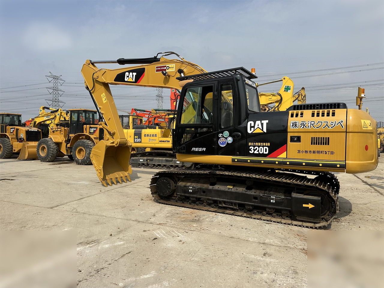 CATERPILLAR 320D - حفار زاحف: صورة 3 CATERPILLAR 320D - حفار زاحف: صورة 3
