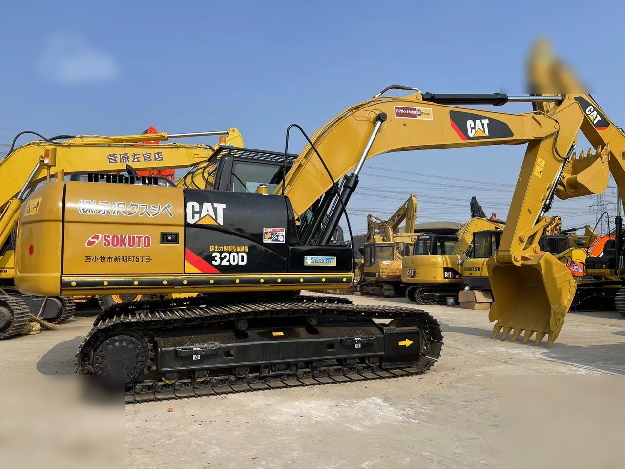 CATERPILLAR 320D - حفار زاحف: صورة 1 CATERPILLAR 320D - حفار زاحف: صورة 1