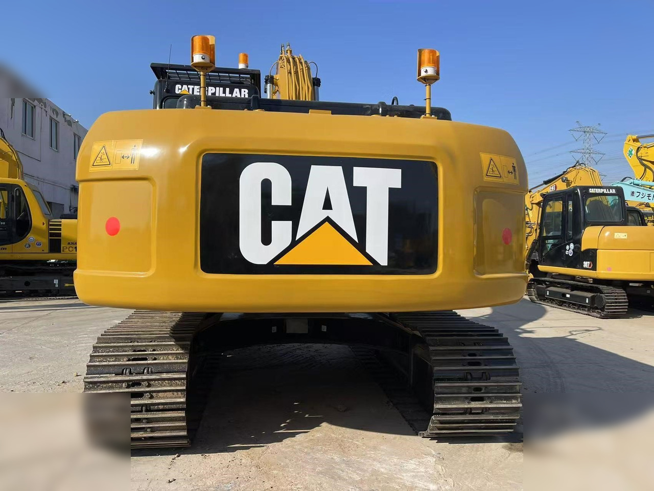 CATERPILLAR 320D - حفار زاحف: صورة 5 CATERPILLAR 320D - حفار زاحف: صورة 5