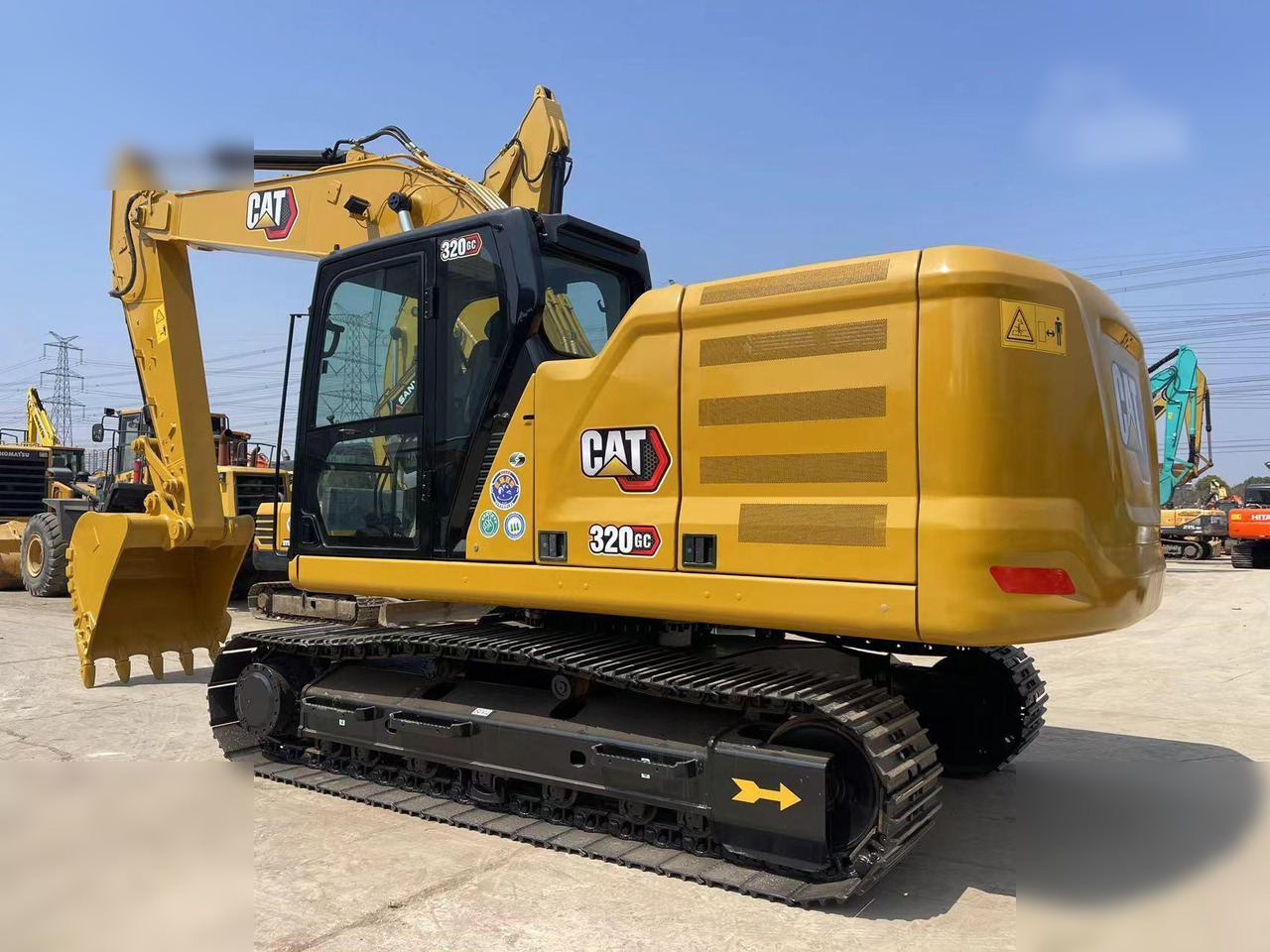 CATERPILLAR 320GC - حفار زاحف: صورة 4 CATERPILLAR 320GC - حفار زاحف: صورة 4
