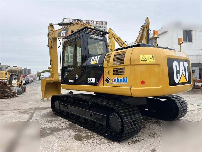 CATERPILLAR 323DL - حفار زاحف: صورة 5 CATERPILLAR 323DL - حفار زاحف: صورة 5
