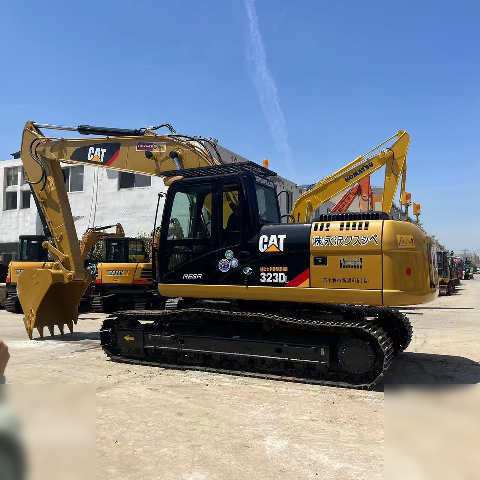 CATERPILLAR 323DL - حفار زاحف: صورة 2 CATERPILLAR 323DL - حفار زاحف: صورة 2
