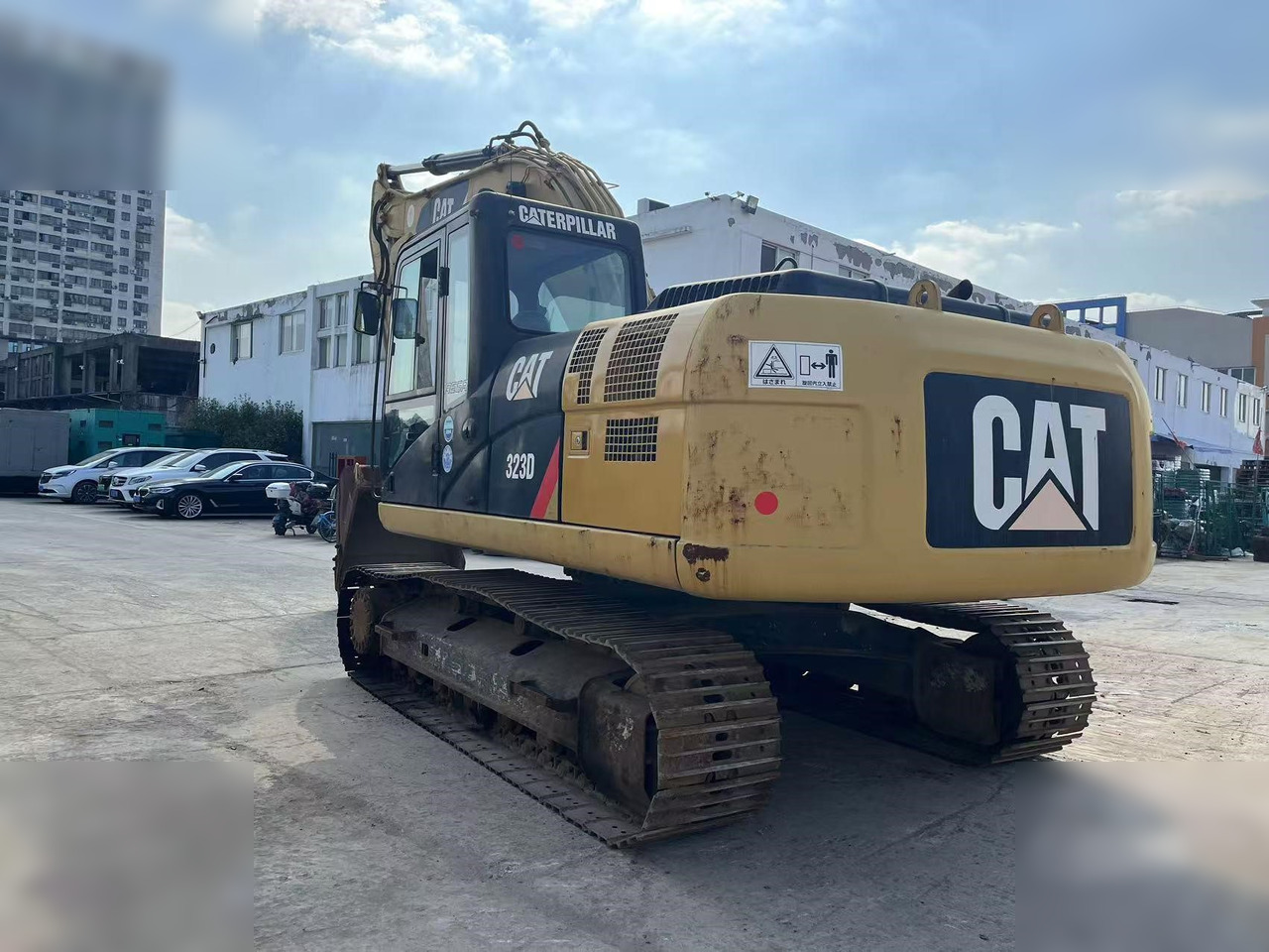 CATERPILLAR 323D - حفار زاحف: صورة 3 CATERPILLAR 323D - حفار زاحف: صورة 3