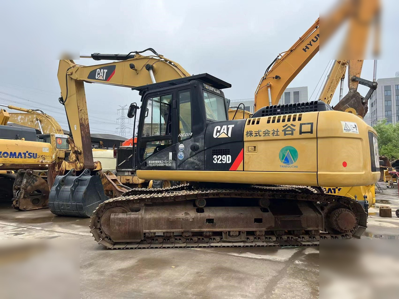 CATERPILLAR 329D - حفار زاحف: صورة 1 CATERPILLAR 329D - حفار زاحف: صورة 1