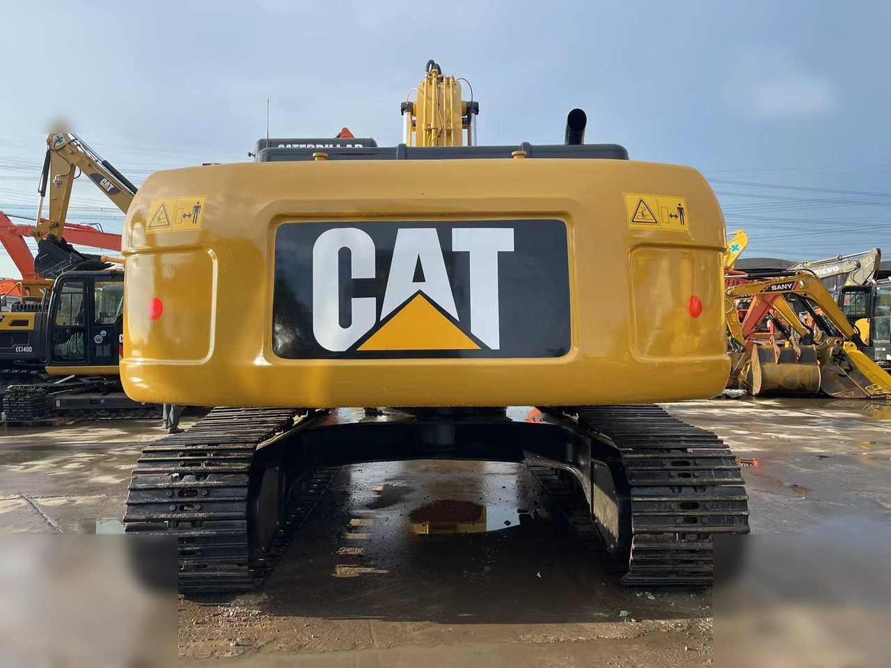 CATERPILLAR 330D - حفار زاحف: صورة 3 CATERPILLAR 330D - حفار زاحف: صورة 3