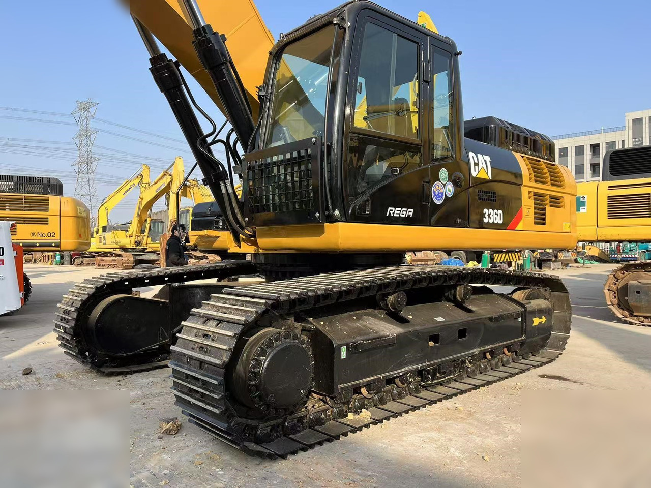 حفار زاحف CATERPILLAR 336D: صورة 6