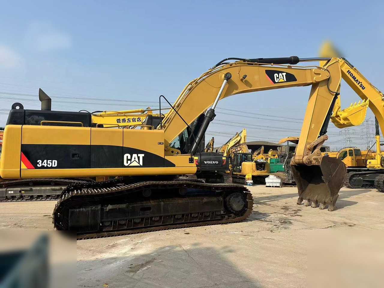 CATERPILLAR 345D - حفار زاحف: صورة 2 CATERPILLAR 345D - حفار زاحف: صورة 2