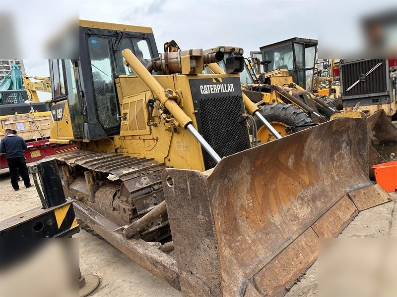 CATERPILLAR D6G2 XL - بلدوزر: صورة 1 CATERPILLAR D6G2 XL - بلدوزر: صورة 1