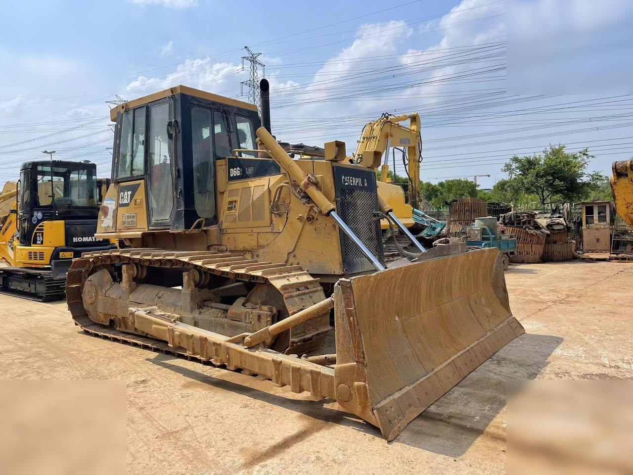 CATERPILLAR D6G - بلدوزر: صورة 1 CATERPILLAR D6G - بلدوزر: صورة 1