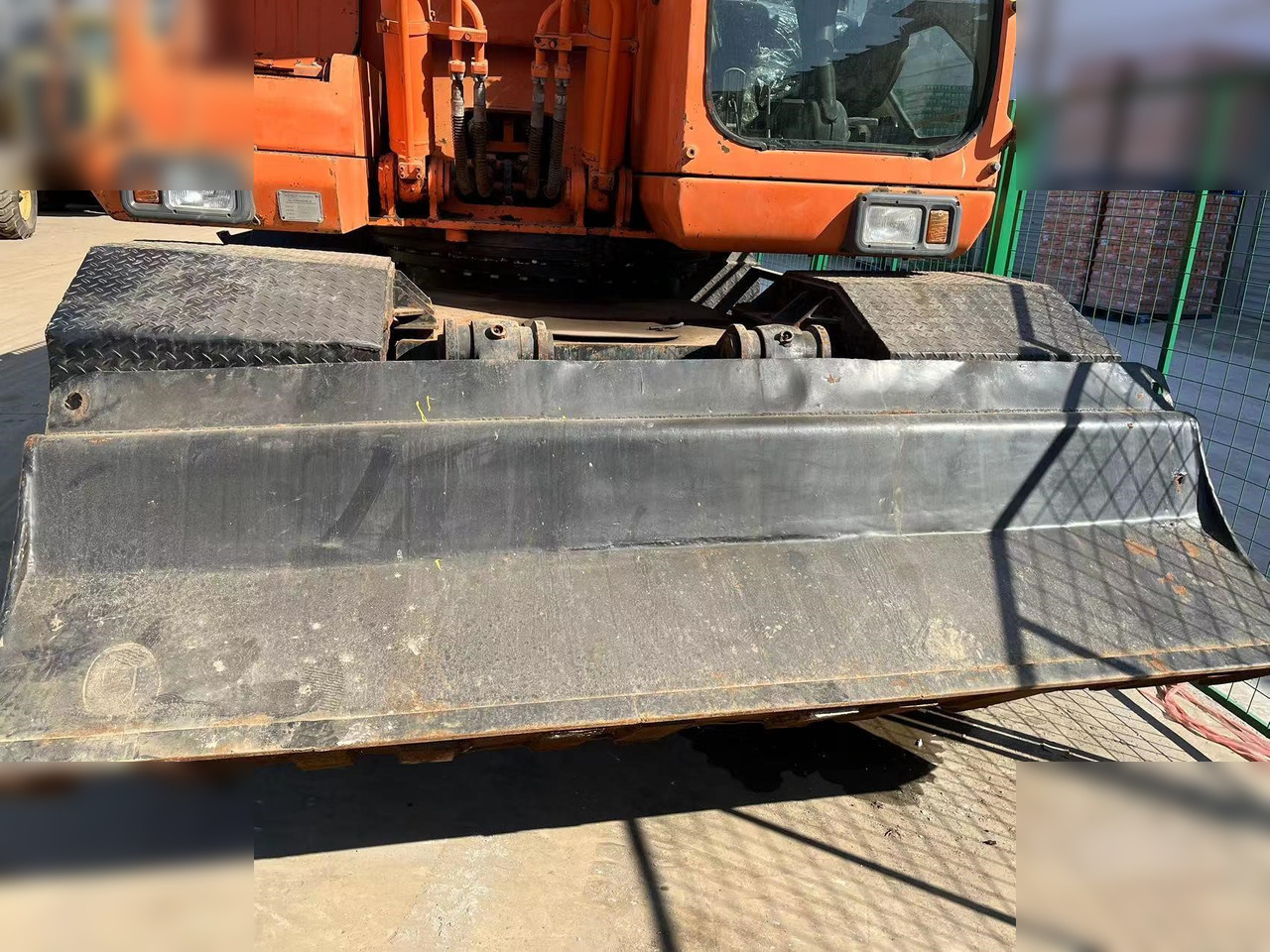 DOOSAN DH210W-7 - حفار ذو عجلات: صورة 4 DOOSAN DH210W-7 - حفار ذو عجلات: صورة 4