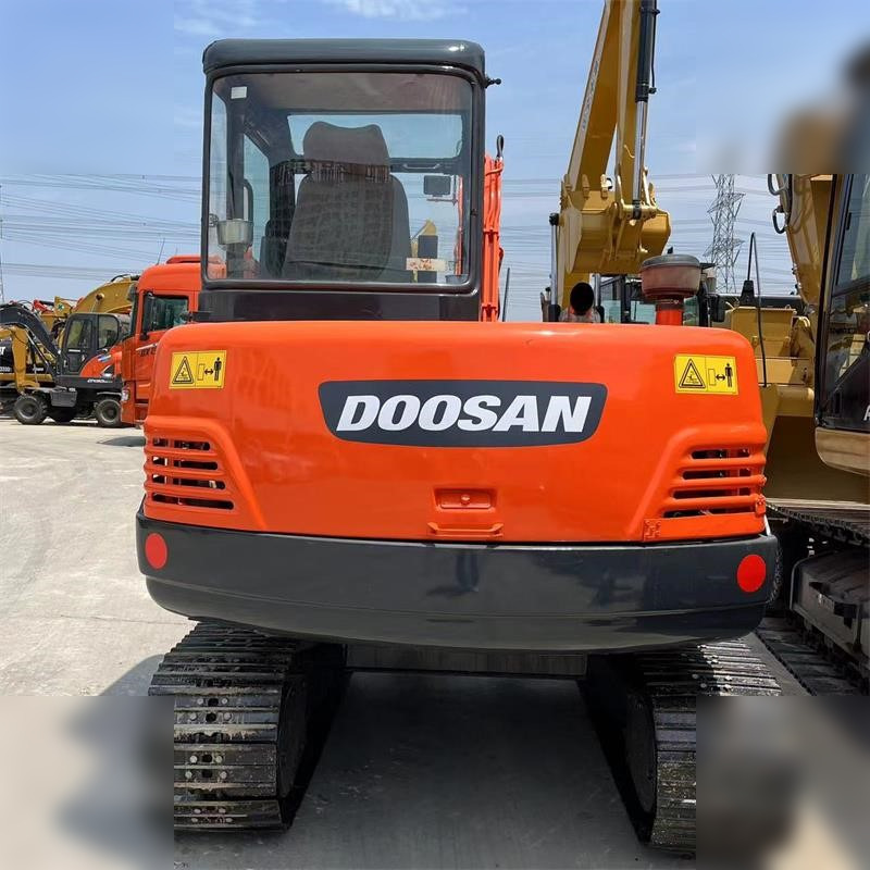 DOOSAN DH55-V - حفار صغير: صورة 5 DOOSAN DH55-V - حفار صغير: صورة 5