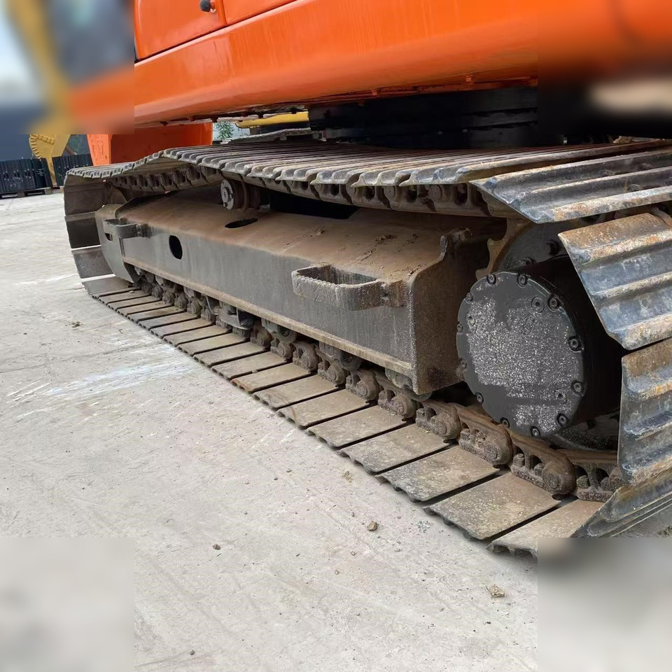 DOOSAN DX140 LC - حفار زاحف: صورة 5 DOOSAN DX140 LC - حفار زاحف: صورة 5