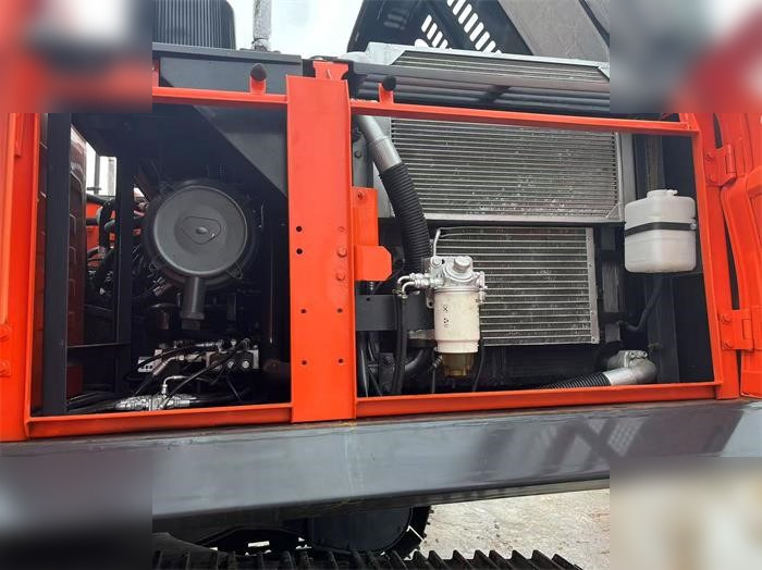 حفار زاحف DOOSAN DX225 LCA: صورة 6