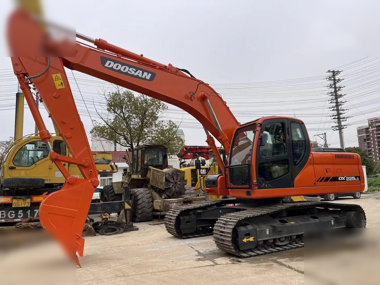 DOOSAN DX225 LC - حفار زاحف: صورة 2 DOOSAN DX225 LC - حفار زاحف: صورة 2