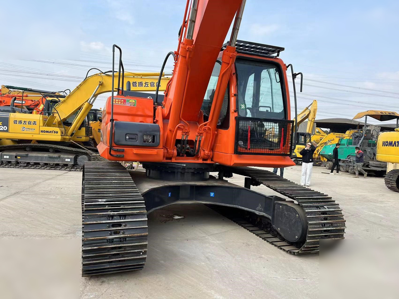 DOOSAN DX300 LC-9C - حفار زاحف: صورة 4 DOOSAN DX300 LC-9C - حفار زاحف: صورة 4
